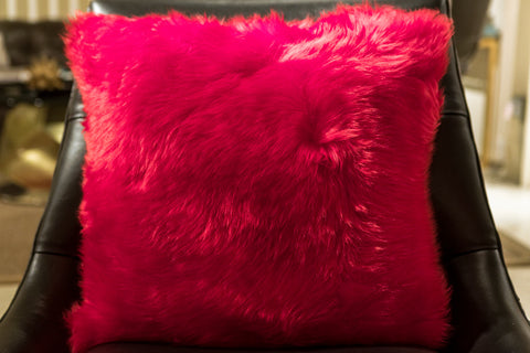 Long Wool Flame Pillow 20