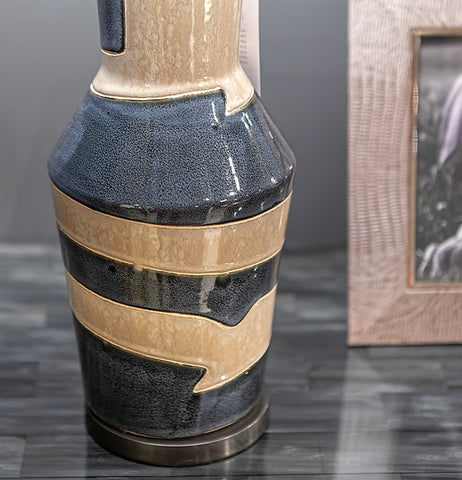 Alta Table Lamp - Visual Comfort