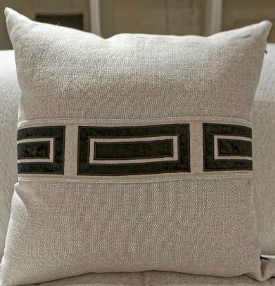 Giorgio Linen Ingot Tape Pillow - Ryan Studio