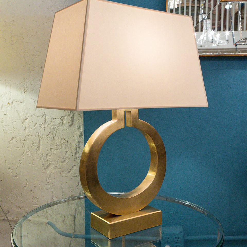 https://www.luxehomephiladelphia.com/cdn/shop/products/Large_Ring_Form_Table_Lamp_-_Visual_Comfort_large@2x.jpg?v=1406497636